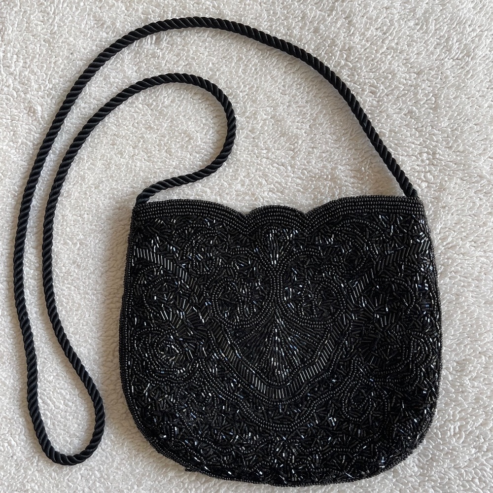 Host pick 🎉Beaded Black Crossbody Purse